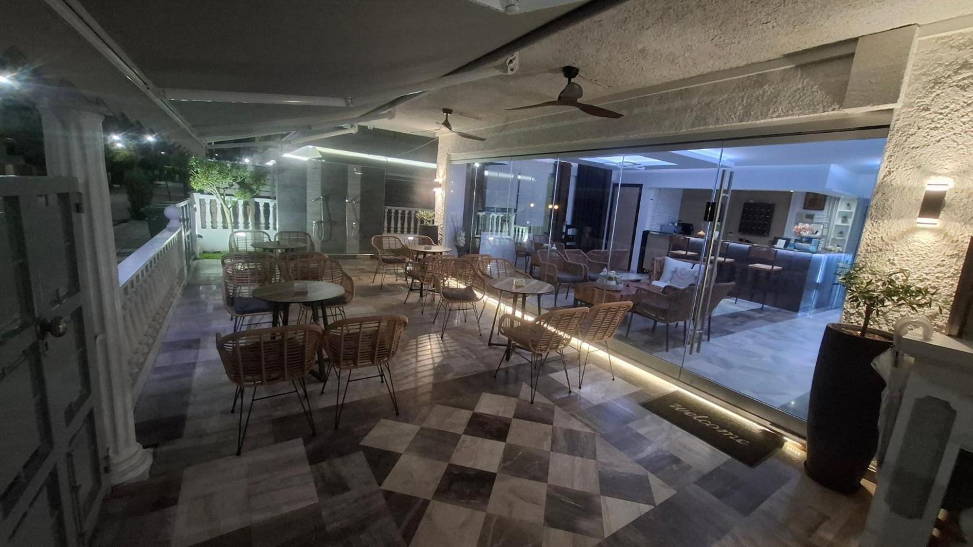 Hotel Kostas Olympic Beach Exterior photo