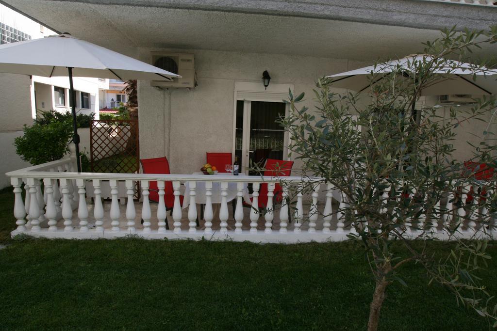 Hotel Kostas Olympic Beach Exterior photo